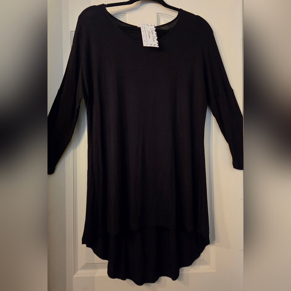 Zenana Outfitters Black 3/4 Sleeve Relaxed Tunic